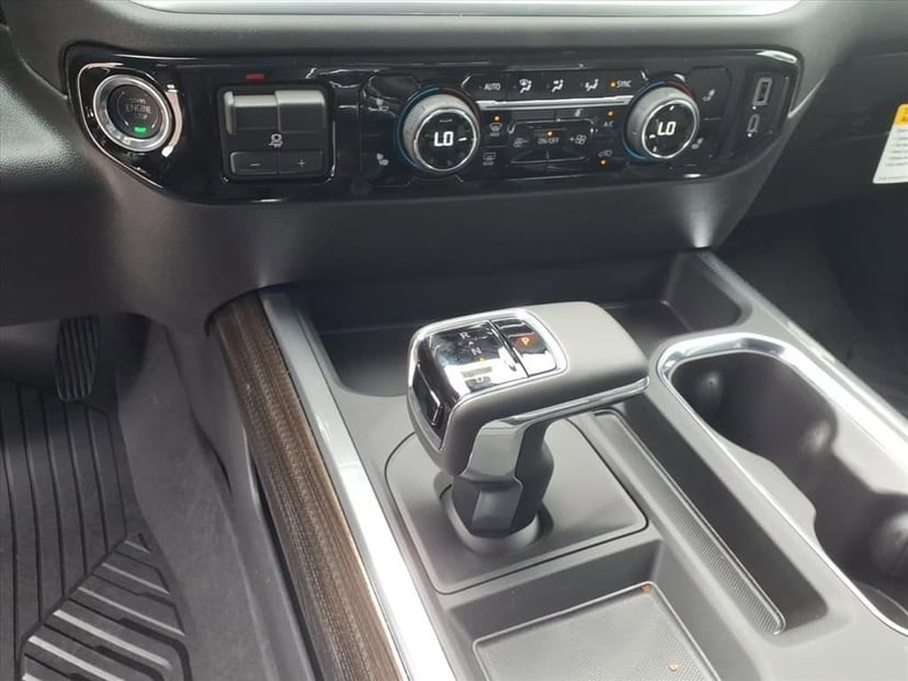 2026 Chevrolet Silverado 1500 - Image 12