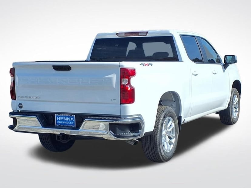 2026 Chevrolet Silverado 1500 - Image 2