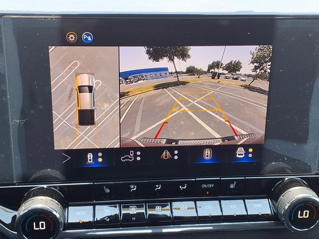 2026 Chevrolet Colorado - Image 14