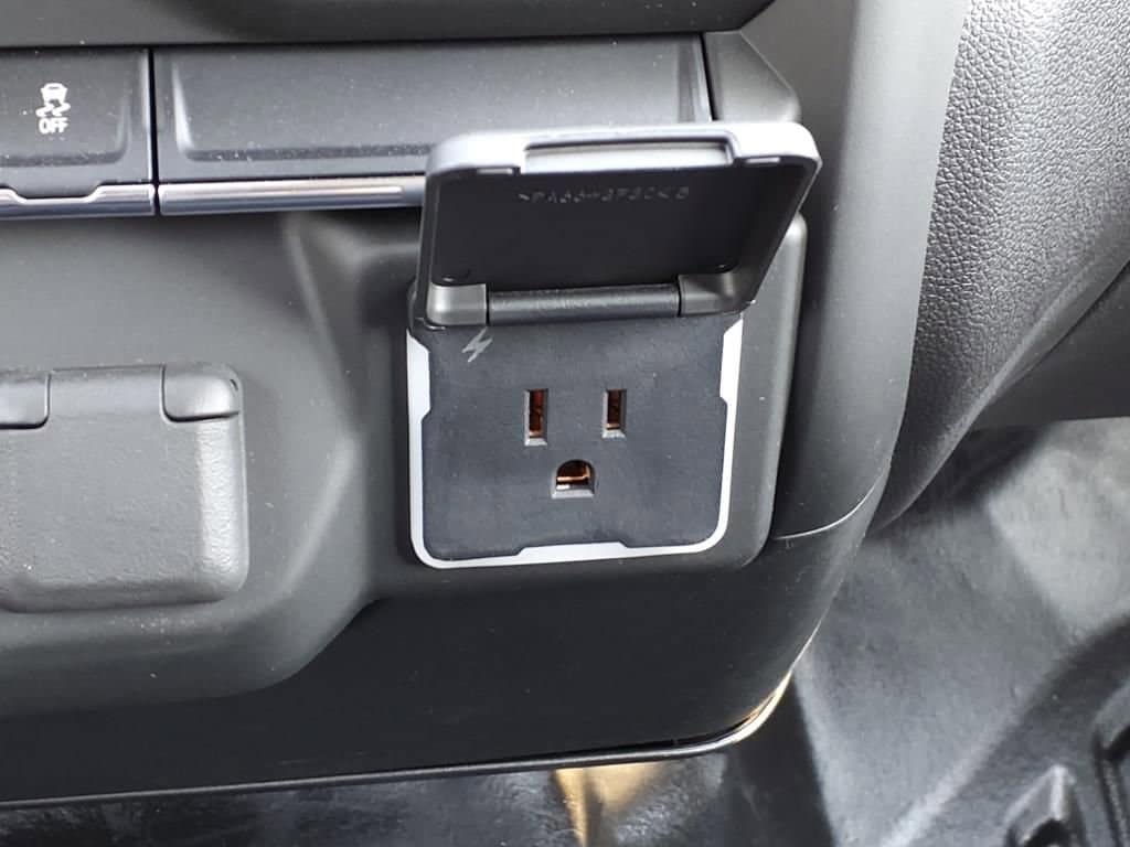 2024 Chevrolet Silverado 3500 HD Chassis Cab - Image 20