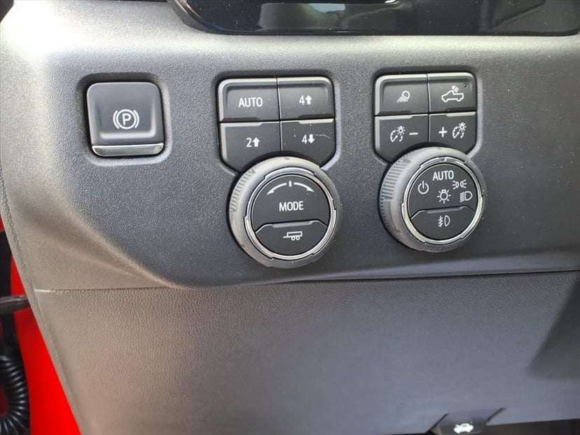 2026 Chevrolet Silverado 1500 - Image 13