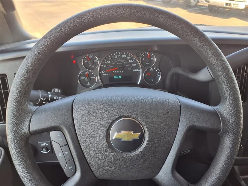 2025 Chevrolet Express Cutaway 3500 - Image 23