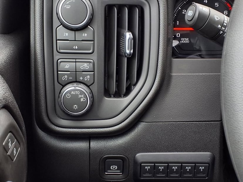 2026 Chevrolet Silverado 2500 HD - Image 20