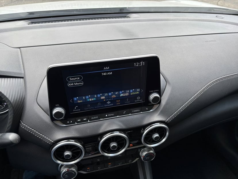2025 Nissan Sentra - Image 17