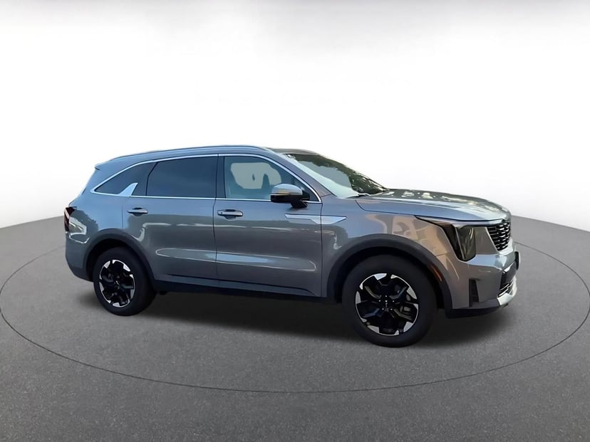 2024 Kia Sorento - Image 2