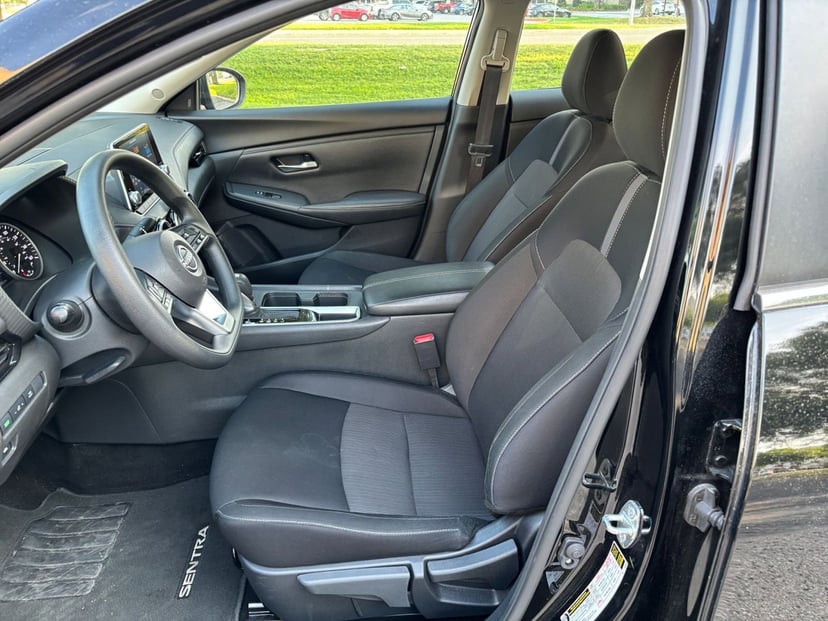 2025 Nissan Sentra - Image 31