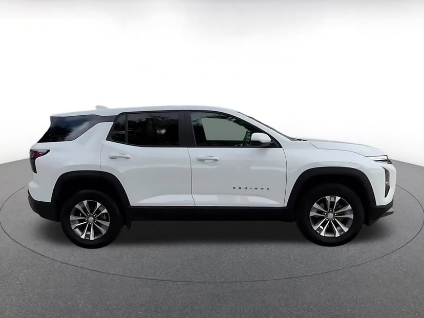 2025 Chevrolet Equinox - Image 16