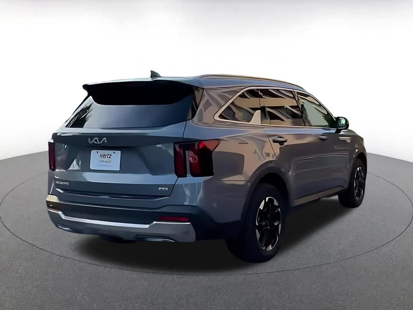 2024 Kia Sorento - Image 15