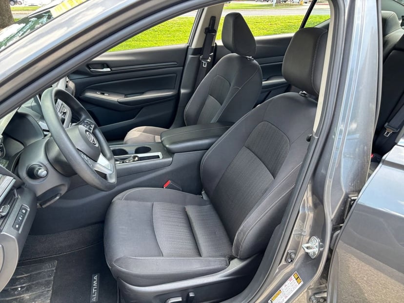 2025 Nissan Altima - Image 31