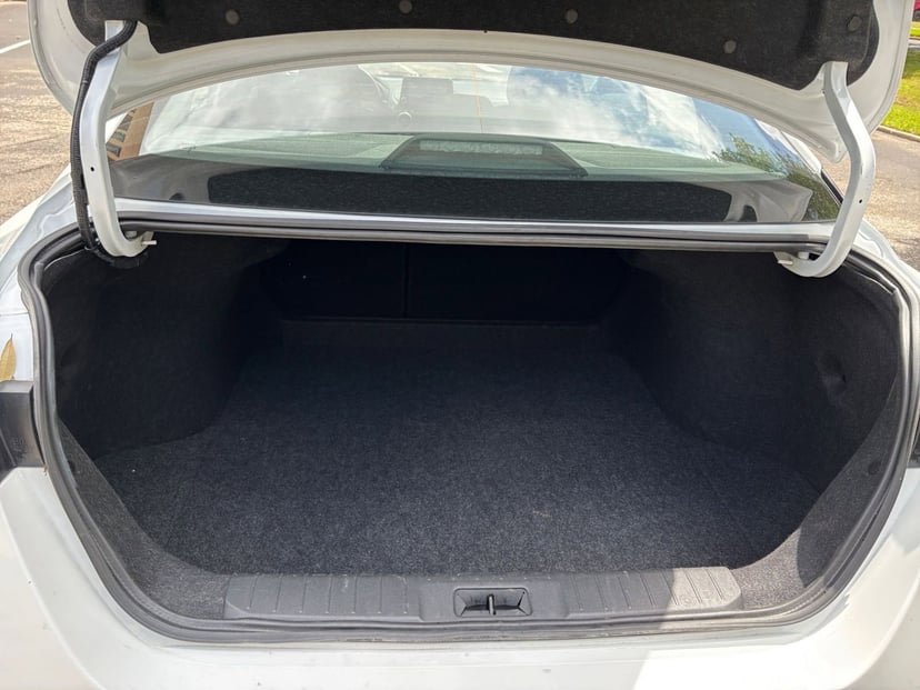 2025 Nissan Sentra - Image 26