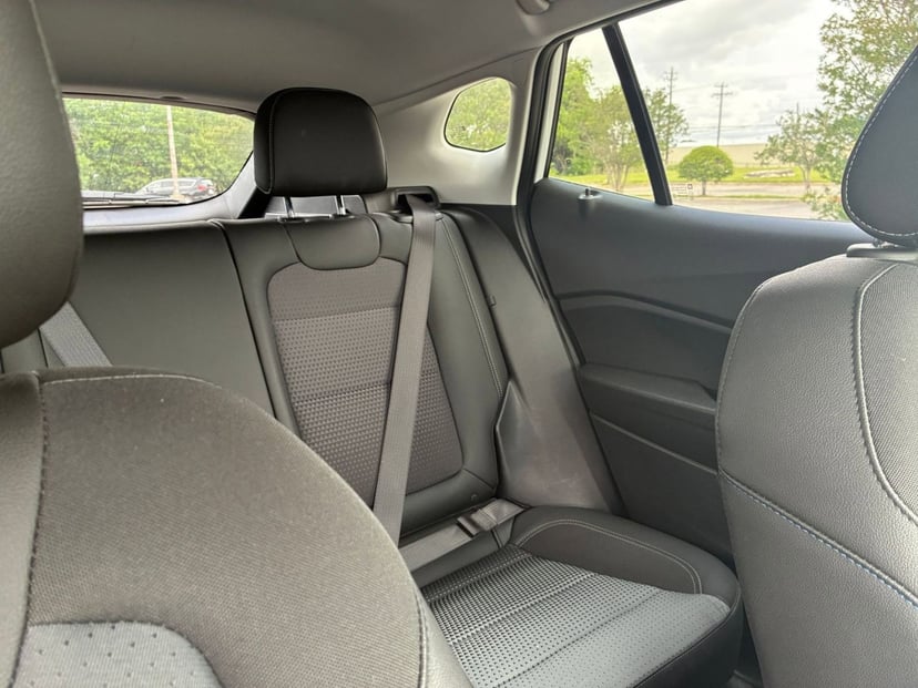 2025 Chevrolet Trax - Image 35