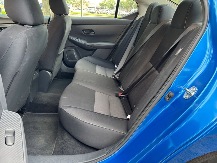 2025 Nissan Sentra - Image 21