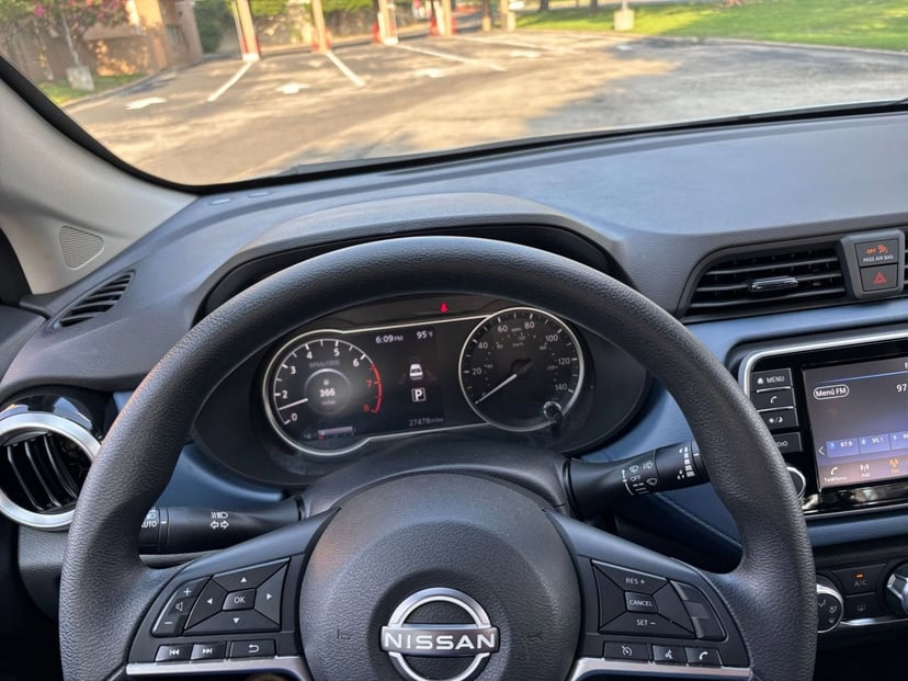 2025 Nissan Versa - Image 29