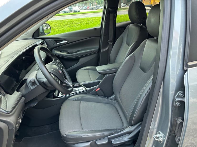 2025 Buick Encore GX - Image 31