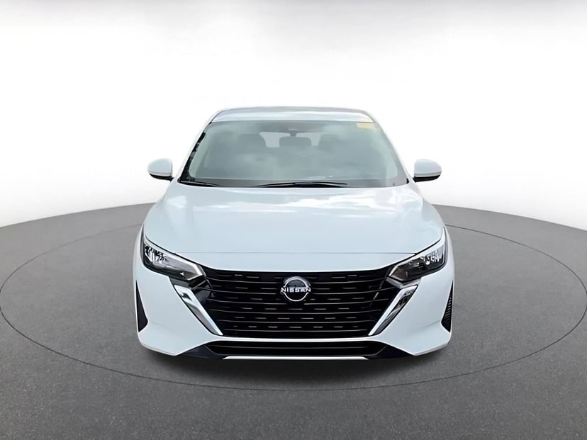 2025 Nissan Sentra - Image 5