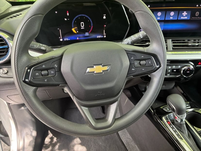 2025 Chevrolet Trax - Image 22