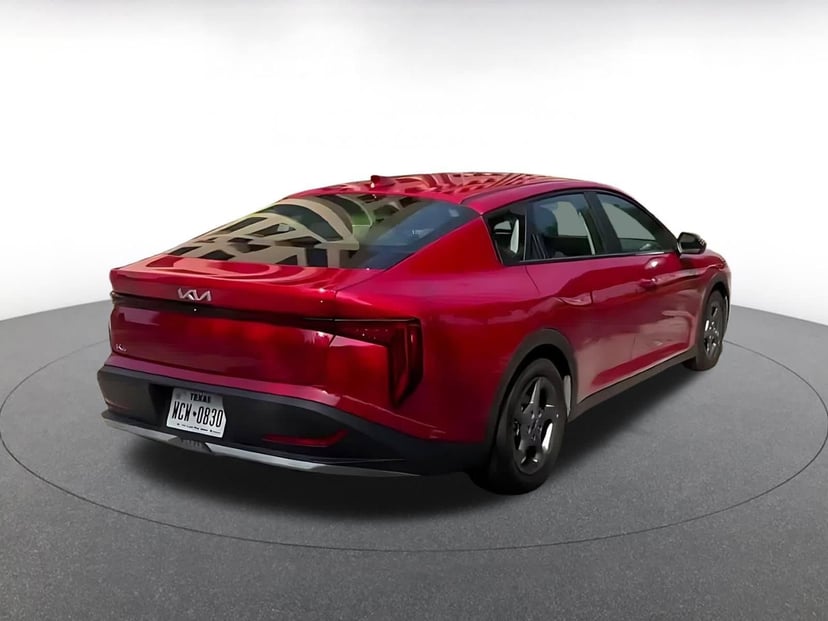 2025 Kia K4 - Image 12