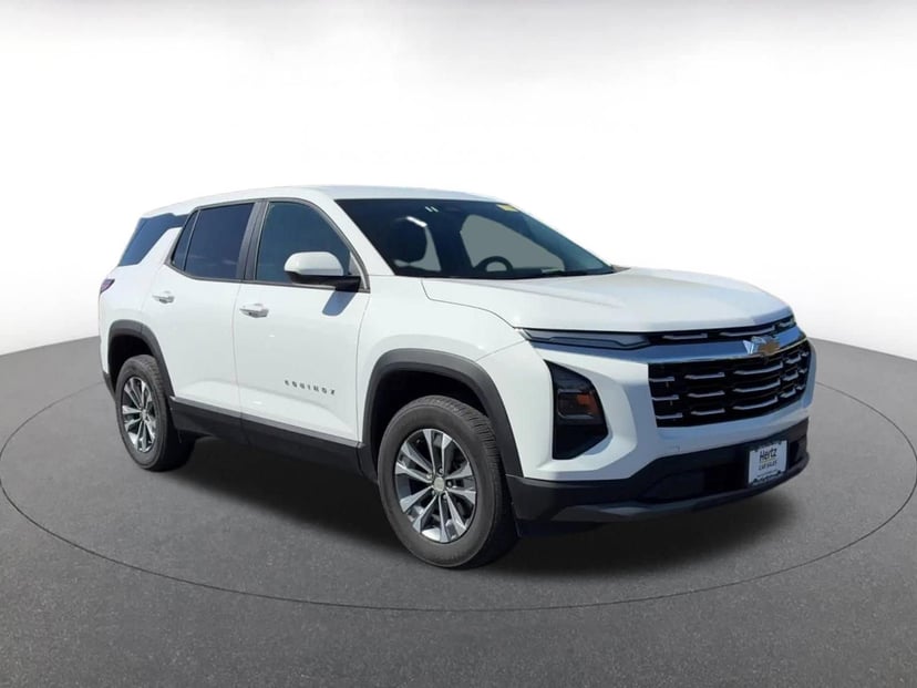 2025 Chevrolet Equinox - Image 2