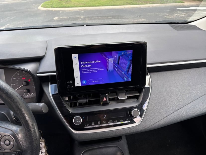 2025 Toyota Corolla - Image 17