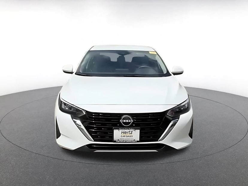 2025 Nissan Sentra - Image 5