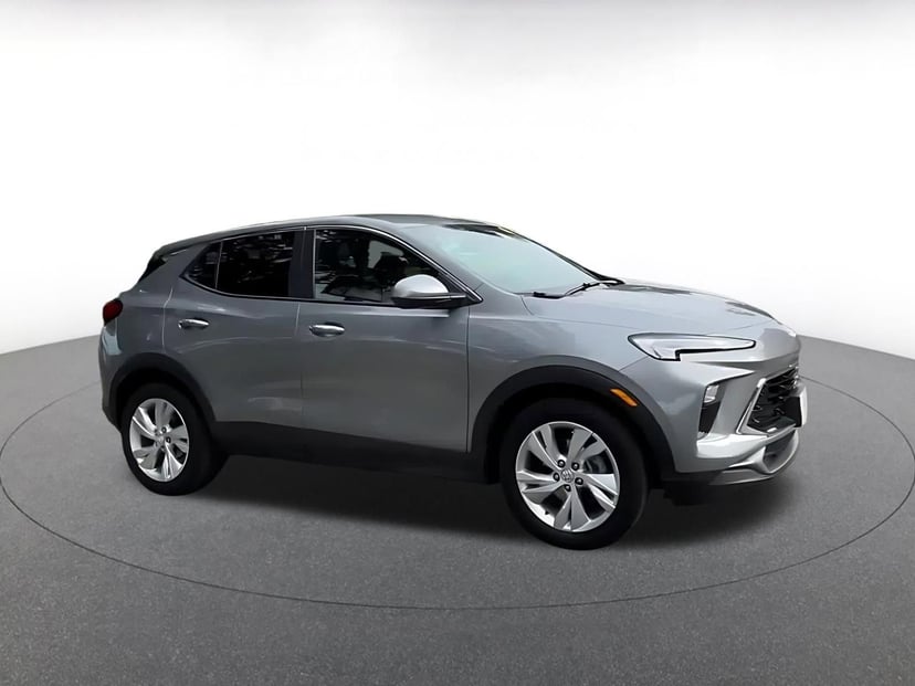 2025 Buick Encore GX - Image 2