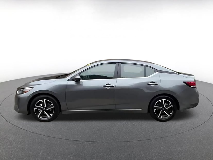 2025 Nissan Sentra - Image 8