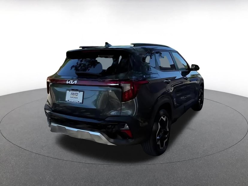 2025 Kia Seltos - Image 13
