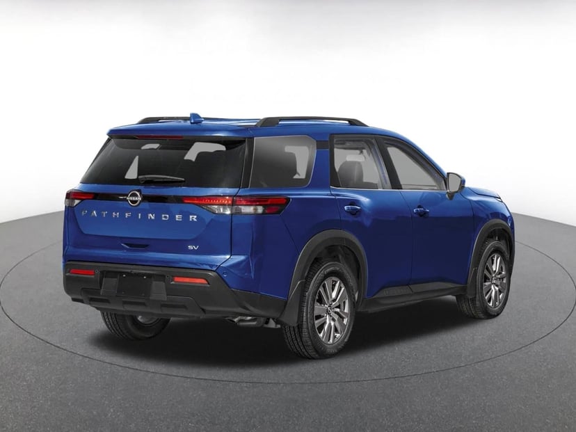 2025 Nissan Pathfinder - Image 2