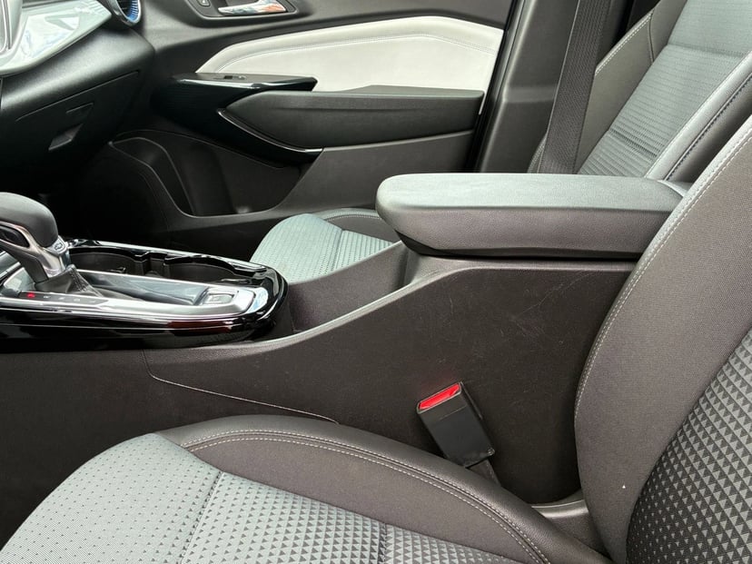2025 Chevrolet Trax - Image 39