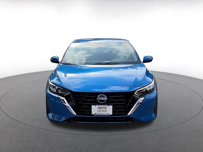 2025 Nissan Sentra - Image 5