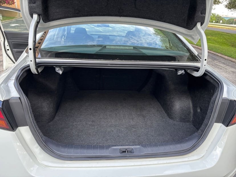 2025 Nissan Altima - Image 26