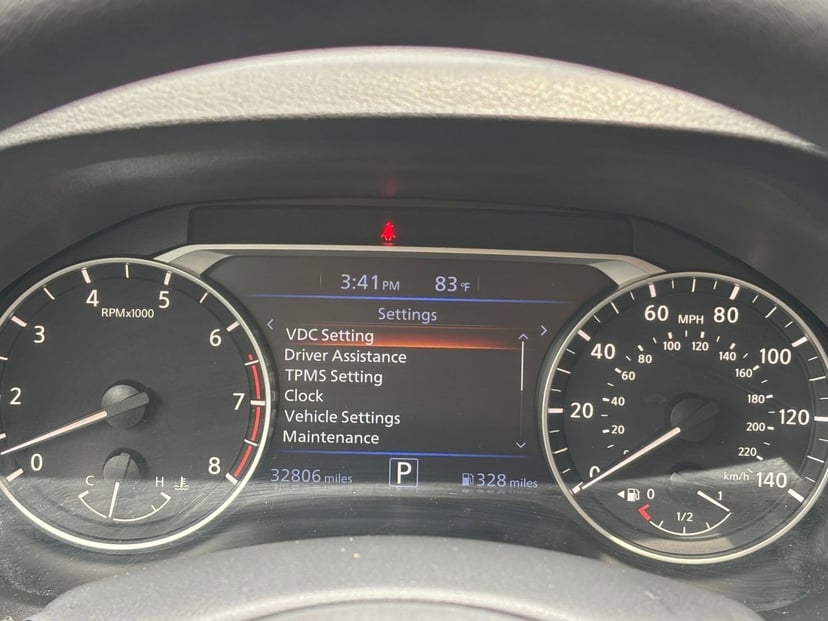 2025 Nissan Altima - Image 35