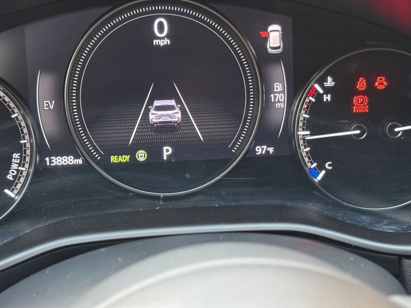 2025 Mazda CX-50 Hybrid - Image 36