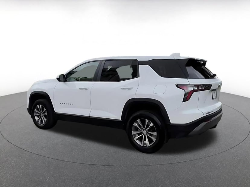 2025 Chevrolet Equinox - Image 10