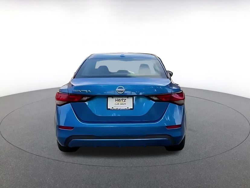 2025 Nissan Sentra - Image 11