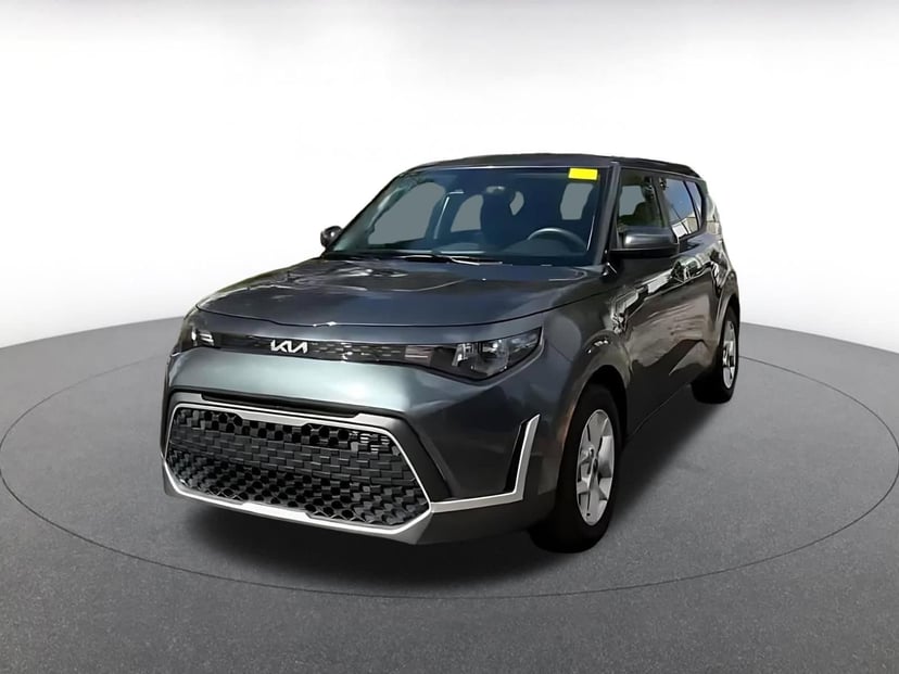 2025 Kia Sportage - Image 6