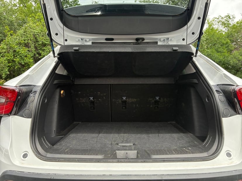 2025 Chevrolet Trax - Image 25