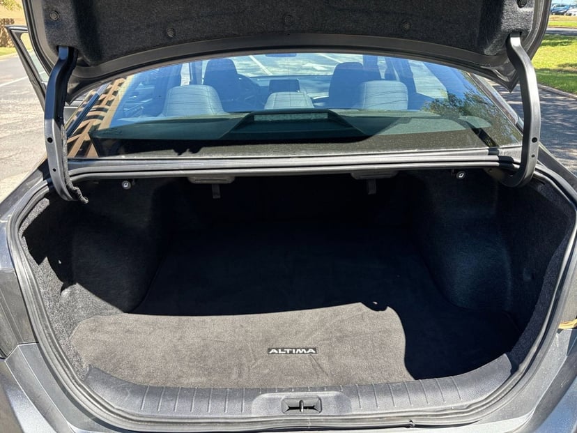2025 Nissan Altima - Image 26