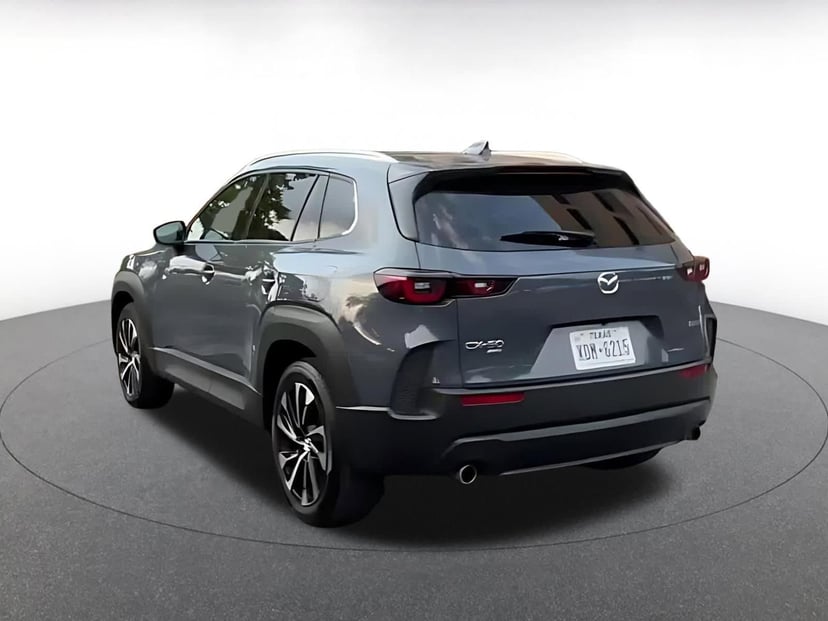 2025 Mazda CX-50 Hybrid - Image 15