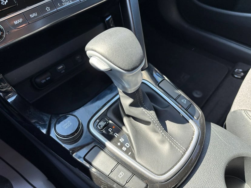 2025 Kia Seltos - Image 36