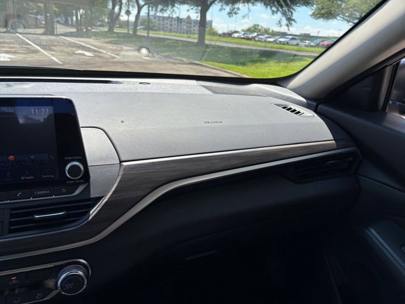 2025 Nissan Altima - Image 30