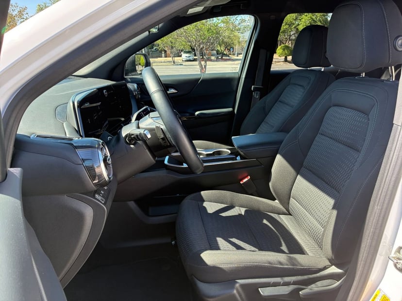 2025 Chevrolet Equinox - Image 22