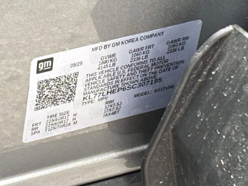 2025 Chevrolet Trax - Image 23