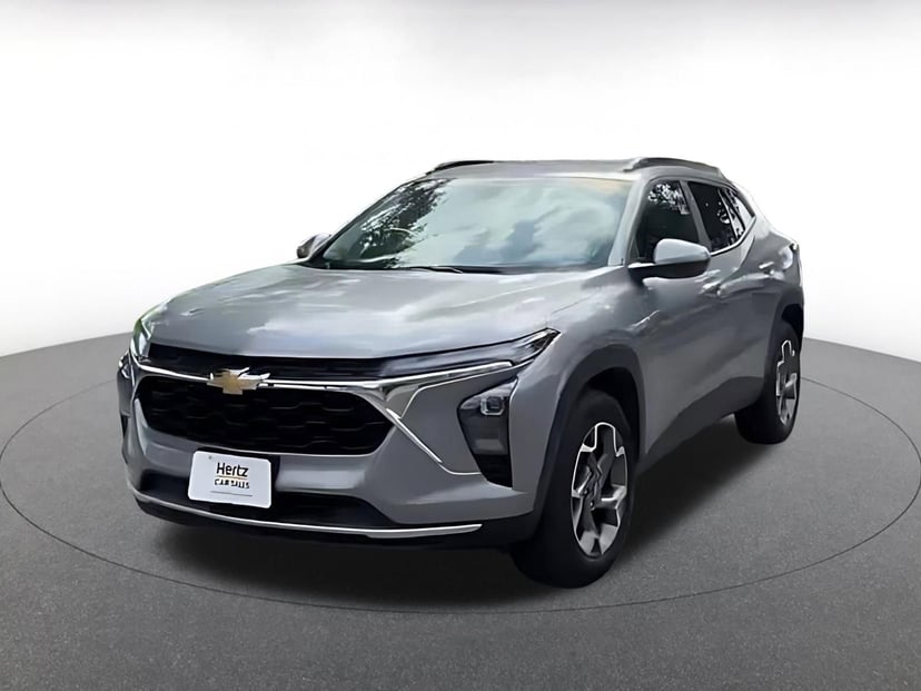 2025 Chevrolet Trax - Image 6