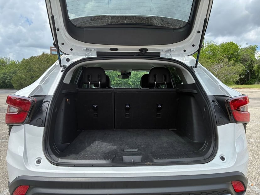 2025 Chevrolet Trax - Image 29