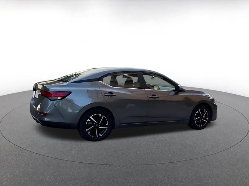 2025 Nissan Sentra - Image 15