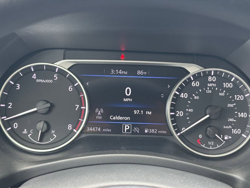 2025 Nissan Sentra - Image 35