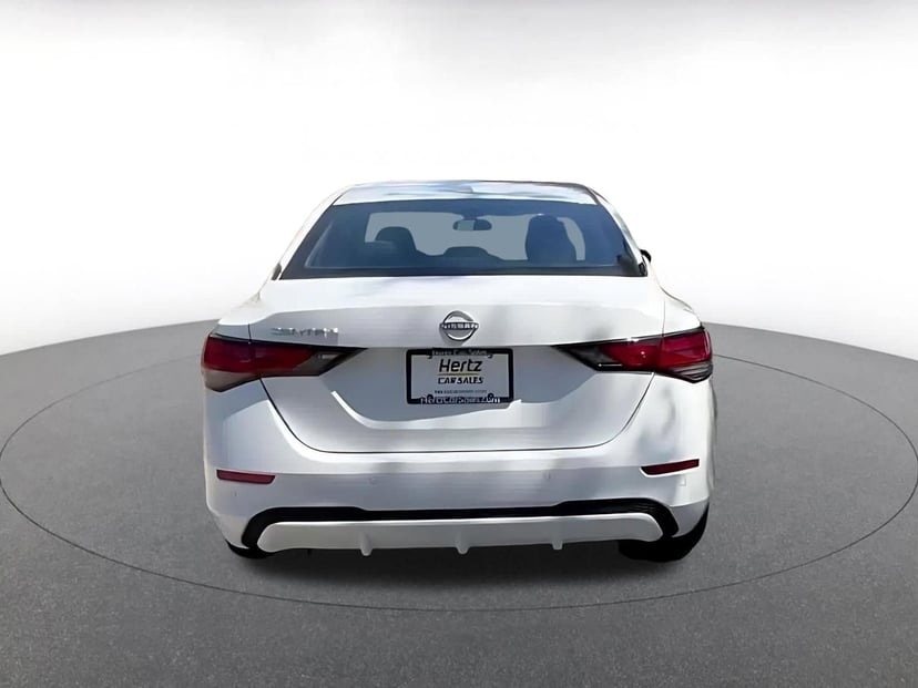 2025 Nissan Sentra - Image 12