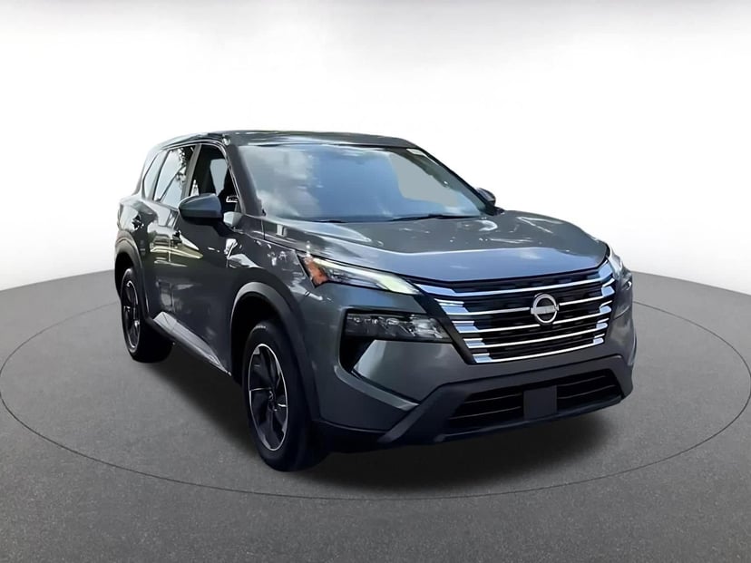 2025 Nissan Rogue - Image 3