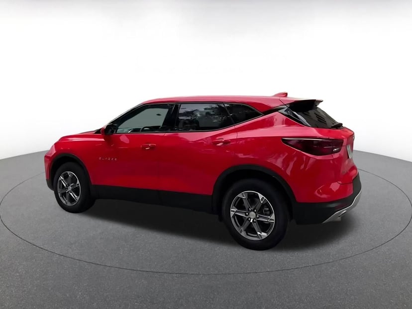 2025 Chevrolet Blazer - Image 10